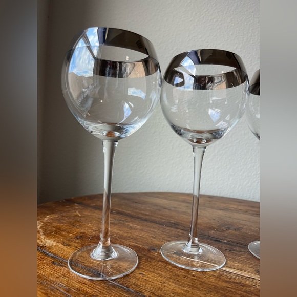 Dorothy Thorpe style Platinum color rim Crystal Balloon Wine Glasses Set of 4 - Picture 4 of 8